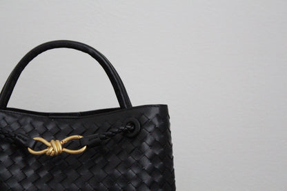 Minimal Woven Box Bag