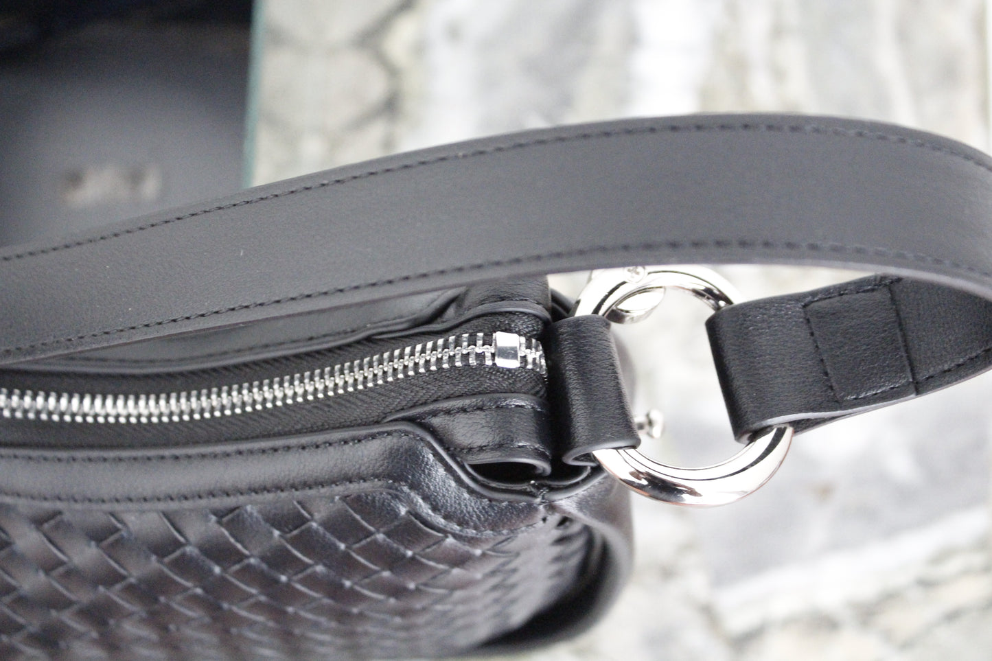 Minimal Woven Moonbag